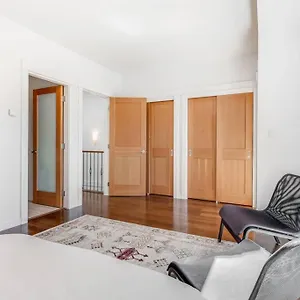  Holiday home Cedar Hill Sunlit - Bright Spacious & Modern